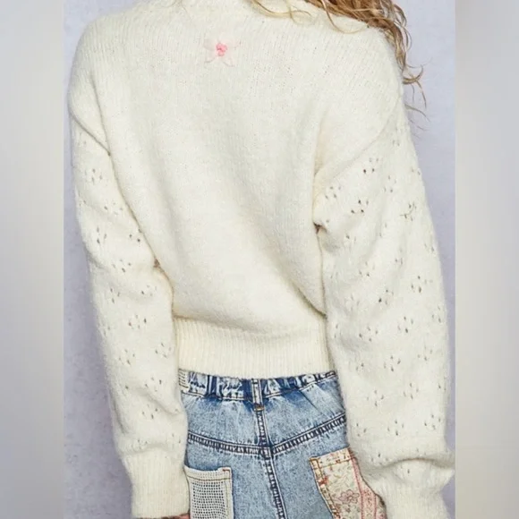 POL Regular Fit Cream Sweater with Green & Pink Floral Embroidery, Large - Picture 4 of 6